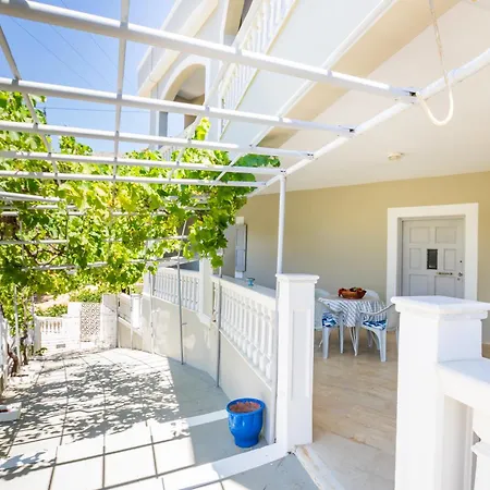 Traditional Aperi With Sea & Valley Views Appartement Karpathos