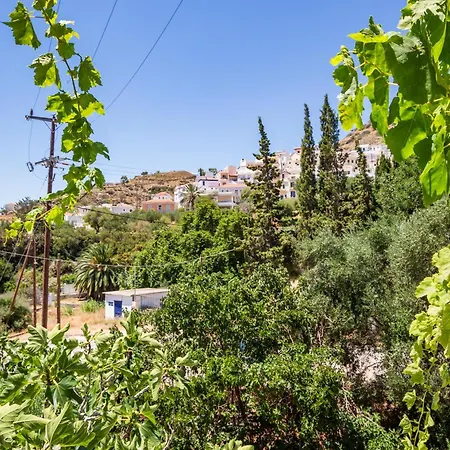 Traditional Aperi With Sea & Valley Views Appartement *